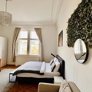 Parkview Rudolfsplatz Apartment